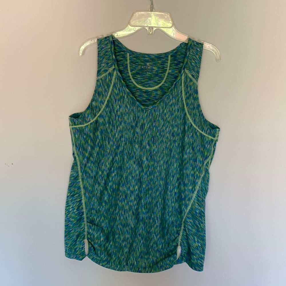 Athleta Top - L